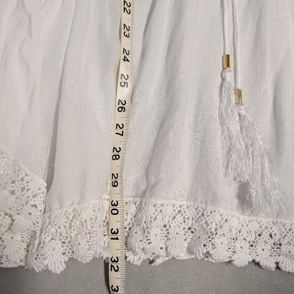 Feminine White Embroidered Lace Poncho Top One Size - Picture 10 of 10